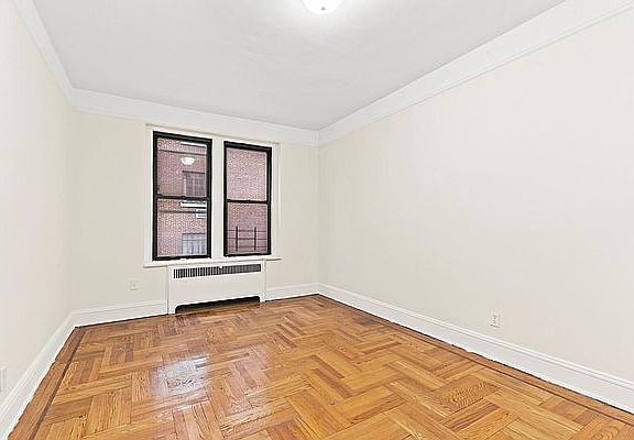 4th image of 529 E 85th St #3EN