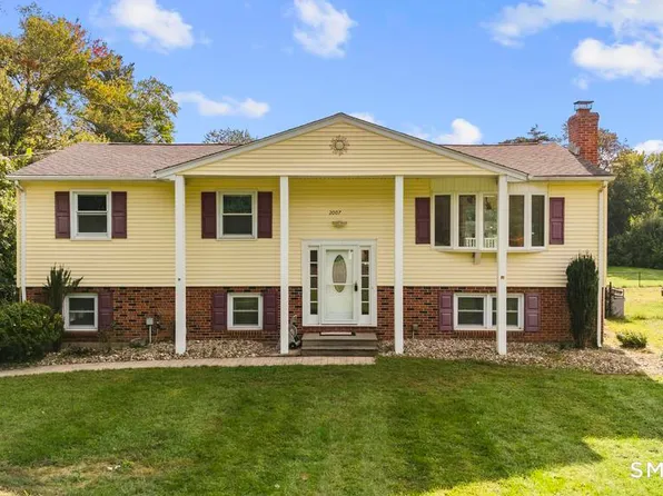 2007 Hartford Turnpike, North Haven, CT 06473