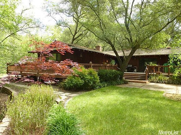 4th image of 2890 Buckeye Dr