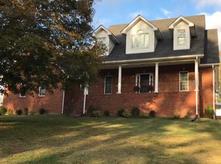 31 Cedar Point Cir, Brush Creek, TN 38547