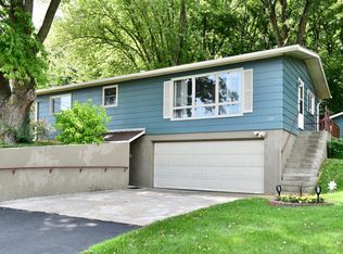 689 E Lake Blvd, Winona, MN 55987
