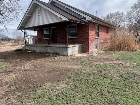 3200 Langdon Rd, Pueblo, CO 81001