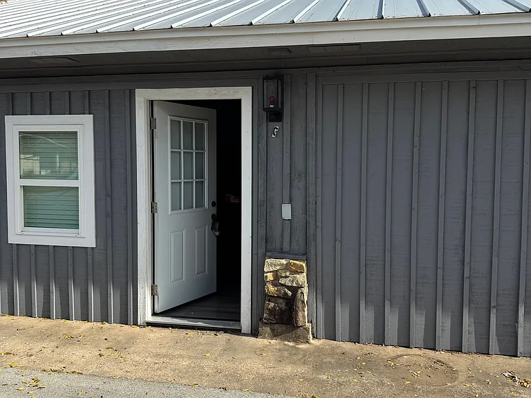 9551 Lechner Rd #G — Photo 14