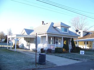 607 W Water St, Paoli, IN 47454