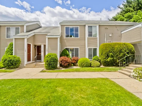 144 Nassau Dr #144, Springfield, MA 01129