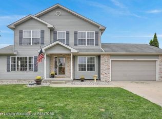 1205 Kelcrasta Dr, Saint Johns, MI