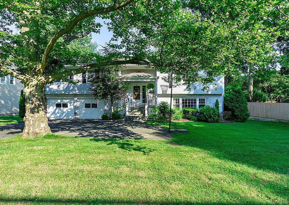 Newly Renovated Home In Rye