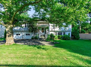 450 Boston Post Rd, Rye, NY 10580