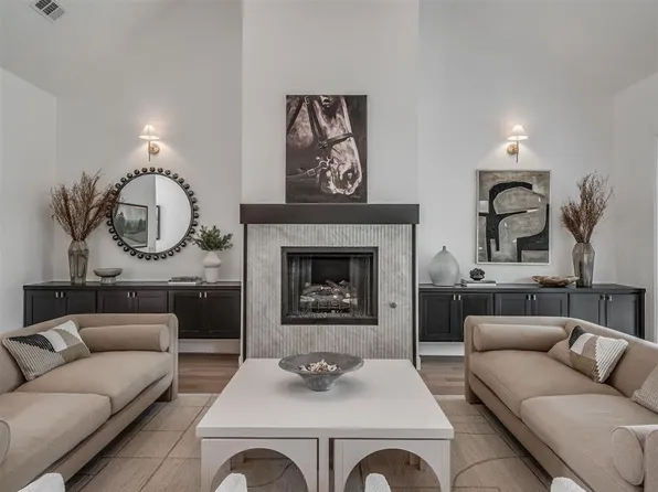 2805 Deer Valley Ln, Yukon, OK 73099