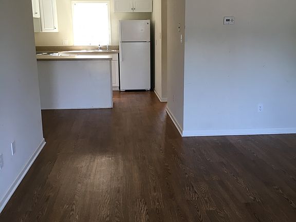 5th image of 2516 Duke Dr