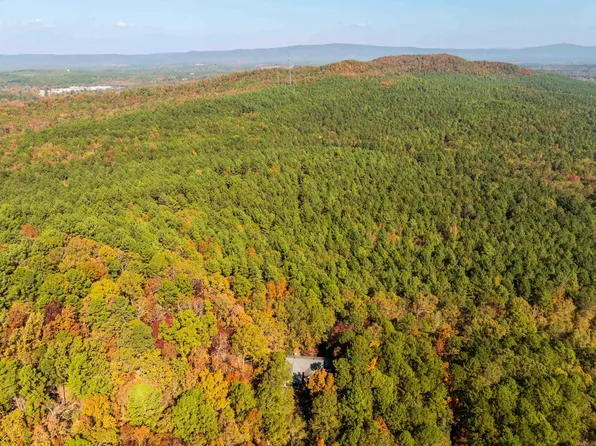 32 Lodosa Ln, Hot Springs, AR 71909