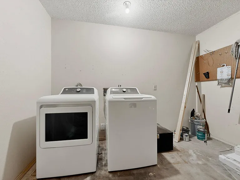 1115 Woodlief Trl — Photo 32