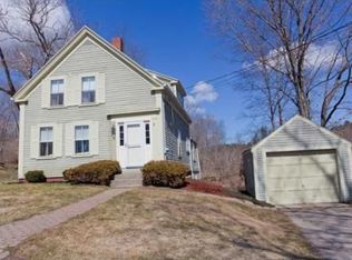 9 S Pleasant St, Merrimac, MA 01860