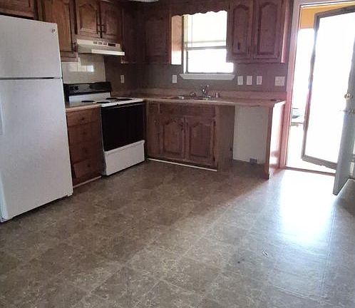 4th image of 1407 Brownstone Ave SW #3