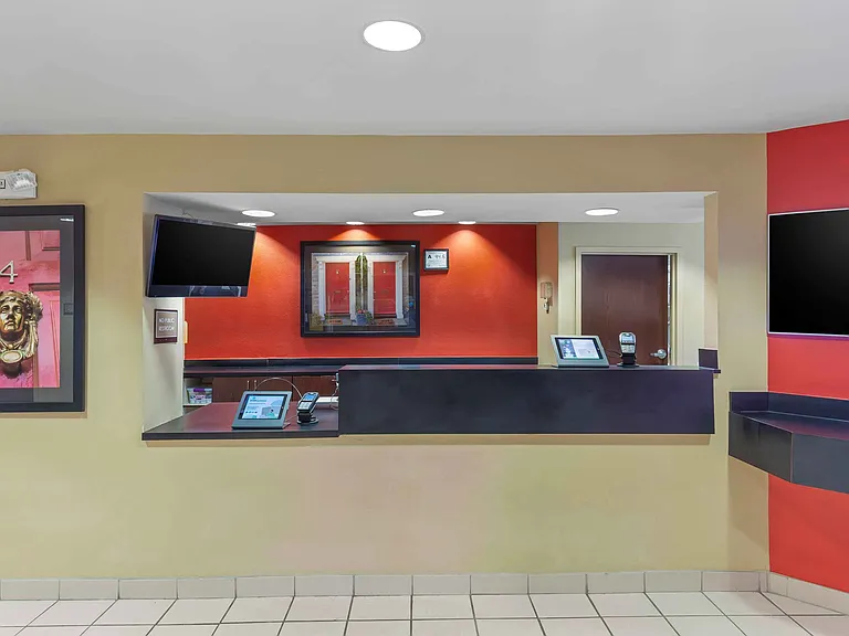 Lobby and Guest Check-in