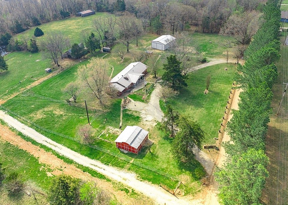 1st image of 20096 Hidden Valley Rd