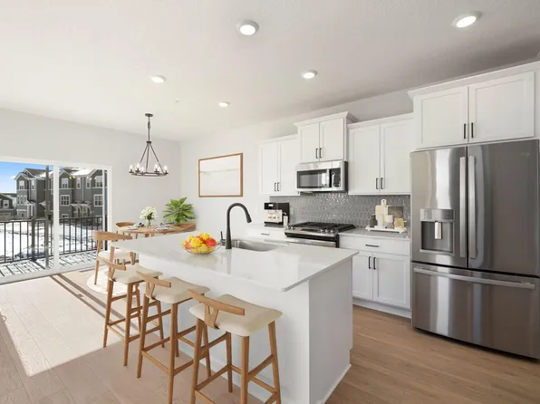 6762 Wildflower Way, Excelsior, MN 55331