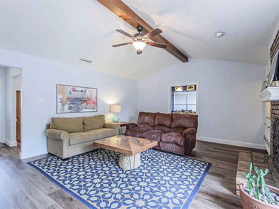 2nd image of 1409 Ivywood Dr