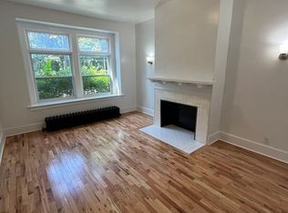159 College, Buffalo, NY 14201