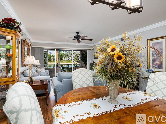 4th image of 379 Gabriel Cir #2301