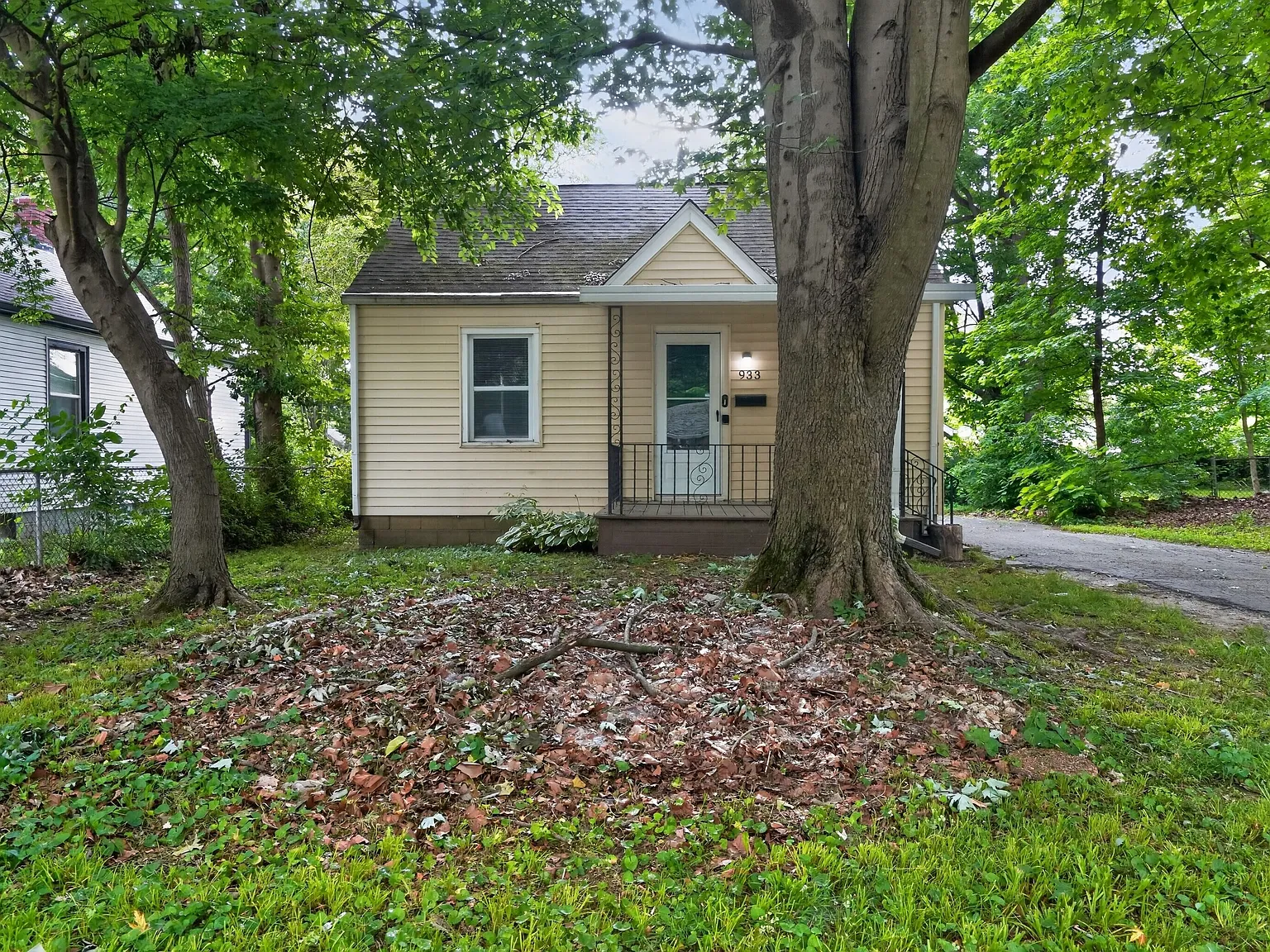 3 bed, 906 sqft, $1,600 — Photo 4