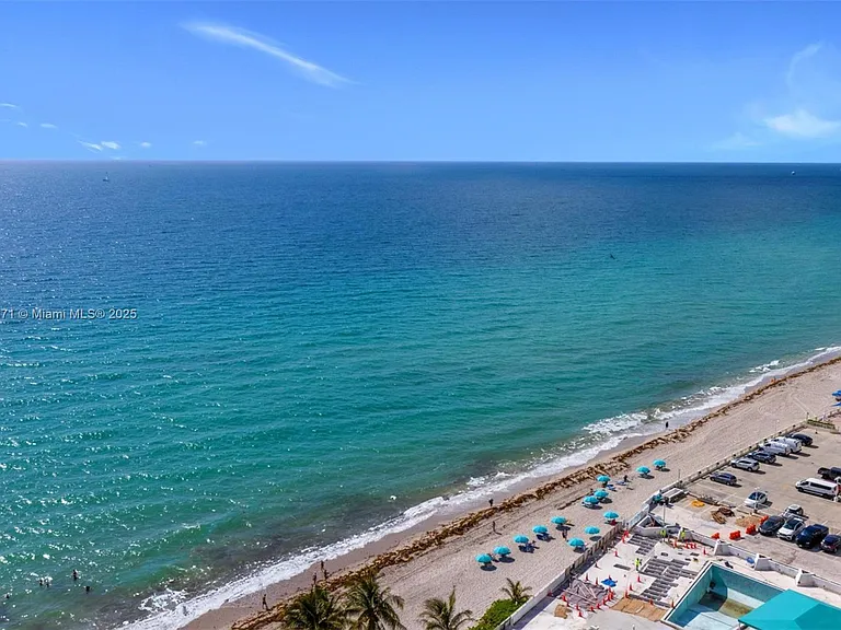 2080 S Ocean Dr #9 — Photo 2