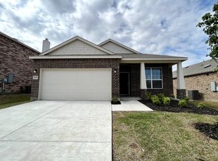 1224 Waggoner Dr, Aubrey, TX 76227