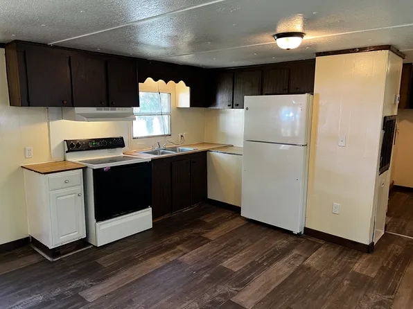 241 Park Cir, Walhalla, SC 29691