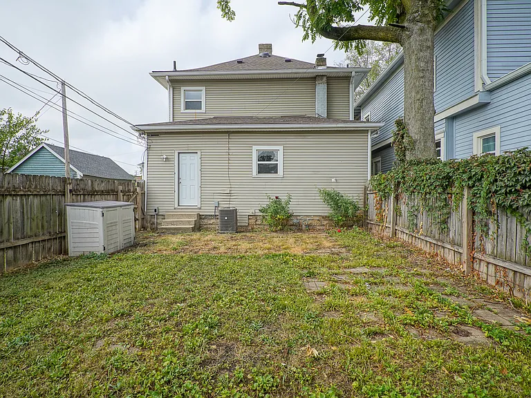 17 N Randolph St — Photo 27