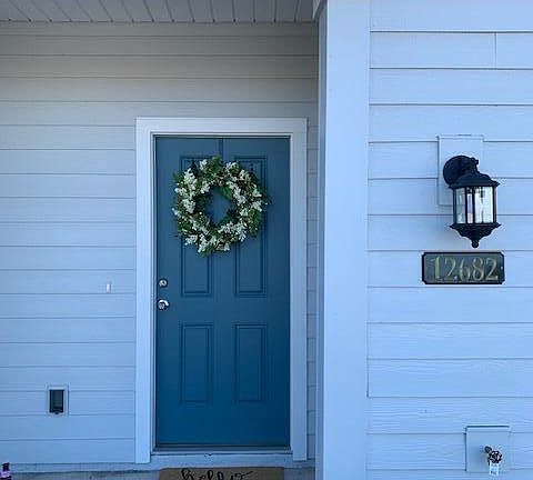 3rd image of 12682 Josslyn Ln
