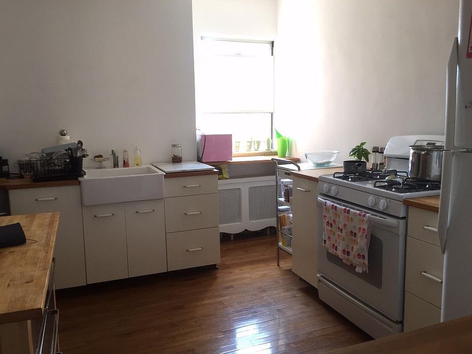 1st image of 2023 S 17th St Floor 2
