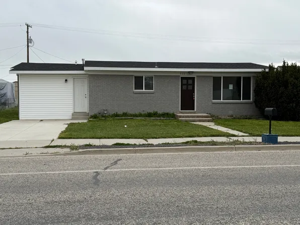 522 E Factory St, Garland, UT 84312