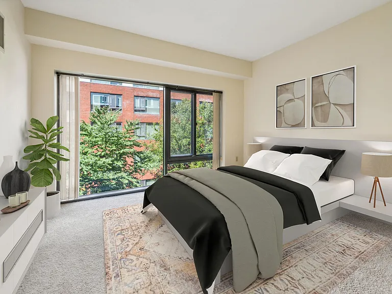 Residences at Manchester Place — Photo 8