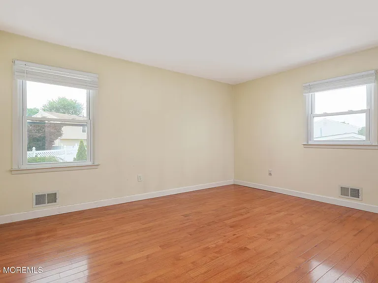 17 Wisteria Pl — Photo 10