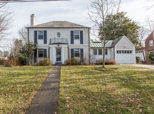 7213 Exeter Rd, Bethesda, MD 20814