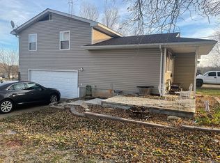 302 S Harry Jr St, Desloge, MO 63601