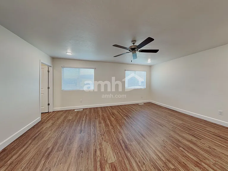 884 N Garnet Creek Ave — Photo 11