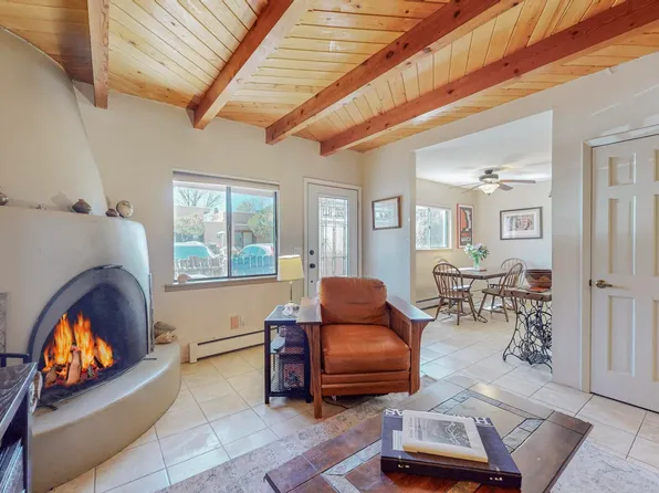 2724 Galisteo Ct APT 2, Santa Fe, NM 87505