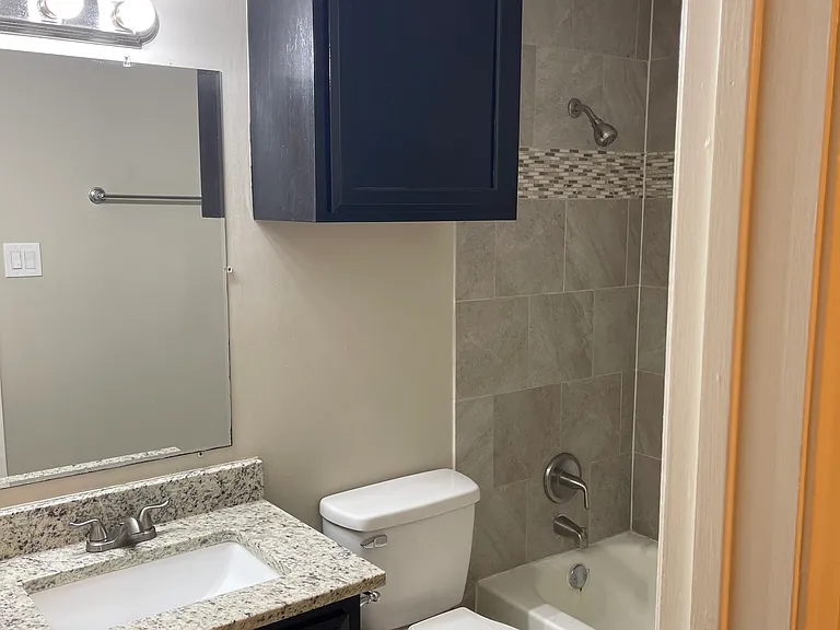104 Oakwood Ln — Photo 14