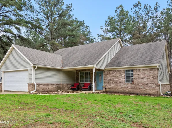 90 Morning Sun Dr, Byhalia, MS 38611