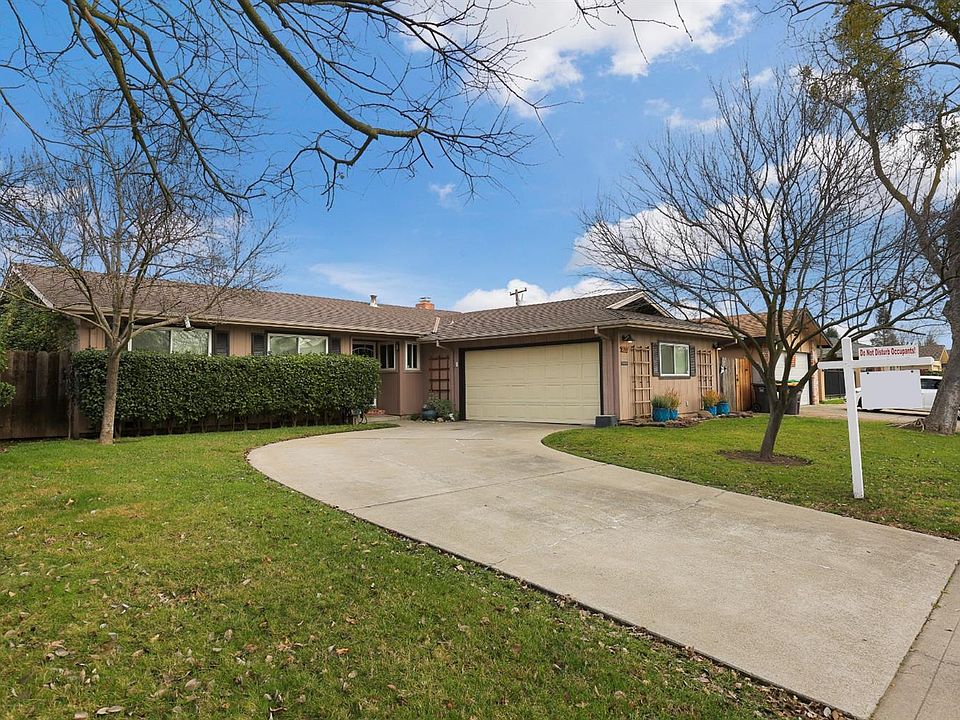 1st image of 2637 Jasmine Ave