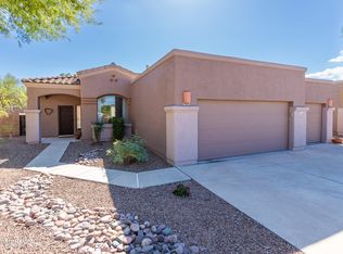 8426 N Sunny Rock Ridge Dr, Tucson, AZ 85743