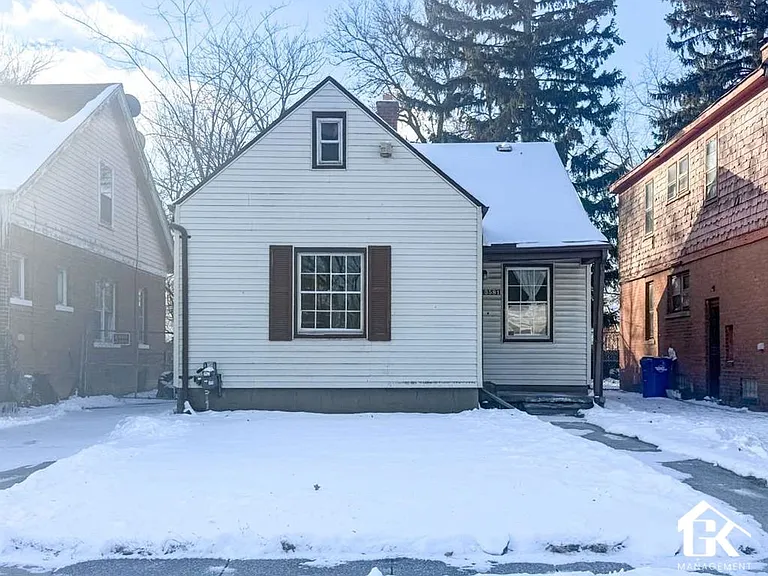 13581 Penrod St — Photo 19