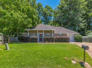 6 Robert Cv, Byram, MS 39272