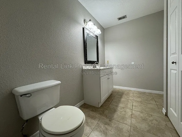 11530 Villa Grand #1121 — Photo 33