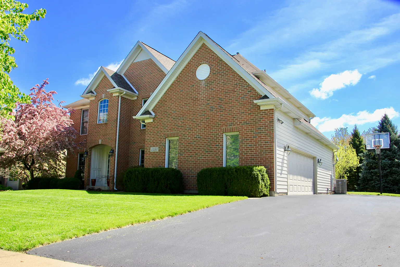 1591 Jeanel Ln photo 1