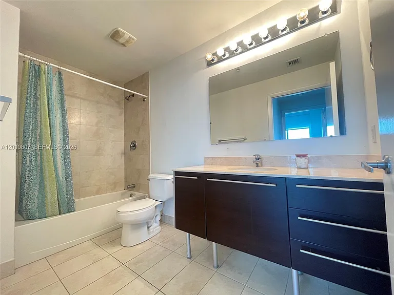 1900 N Bayshore Dr #3311 — Photo 8