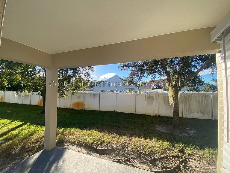 2076 Cypress Bay Blvd — Photo 23