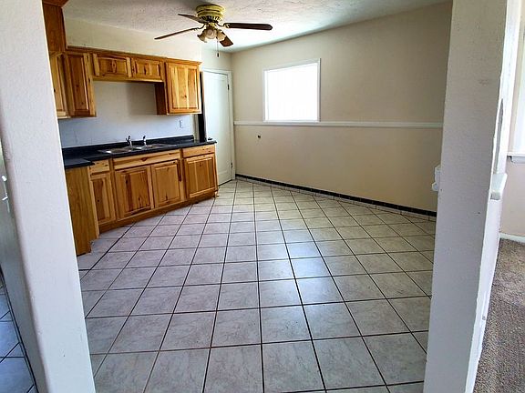 3rd image of 301 E 18th St