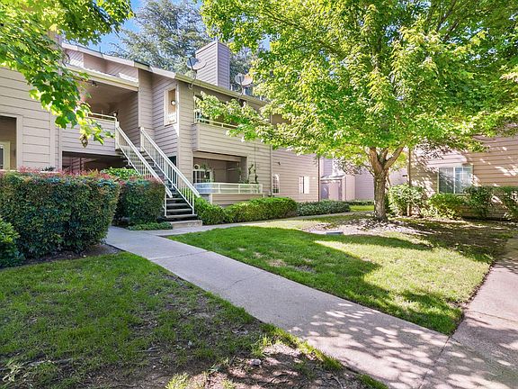 3rd image of 11150 Trinity River Dr APT 74